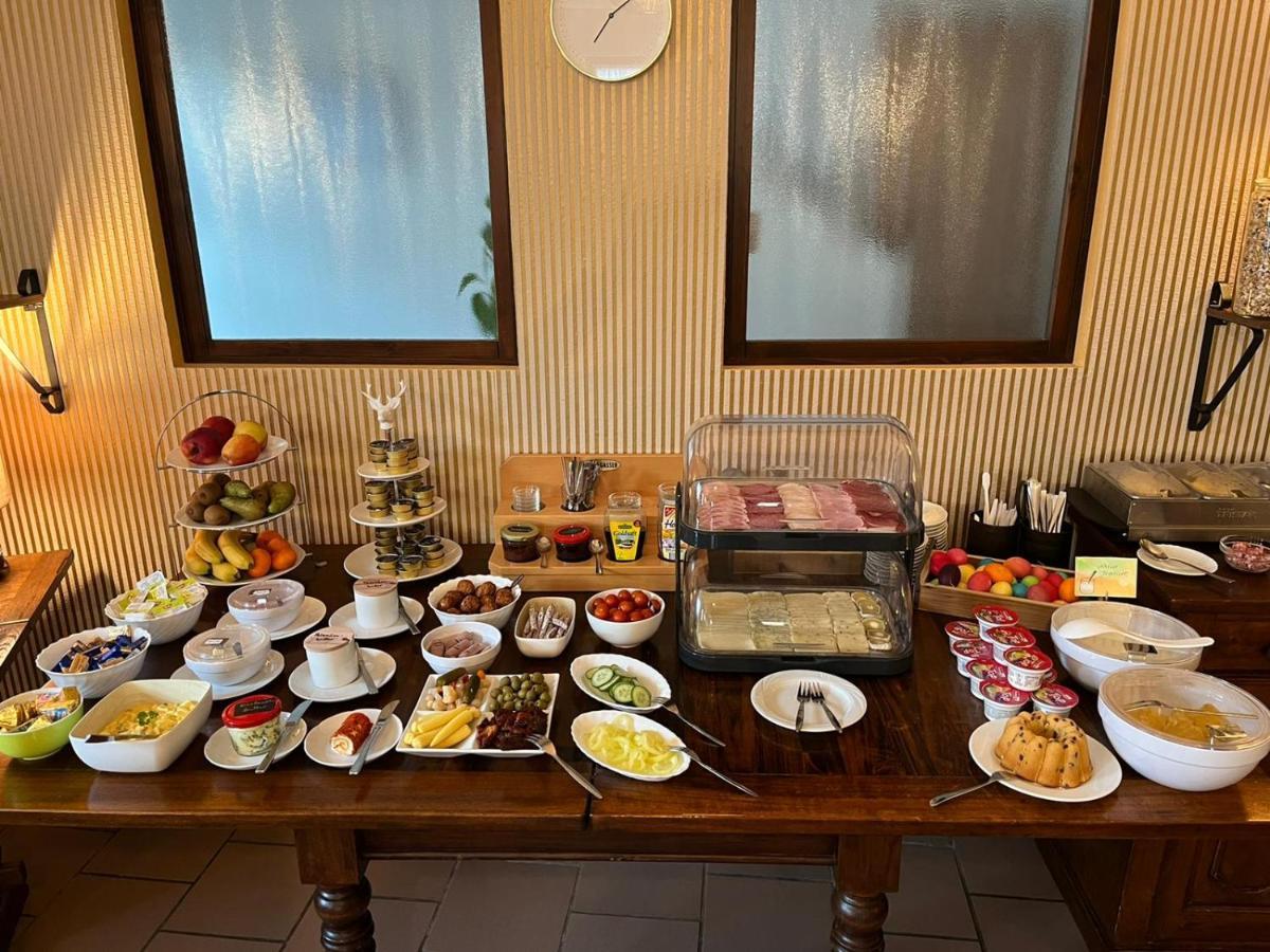Hotel Garni Zum Rebstock Naumburg  Eksteriør billede