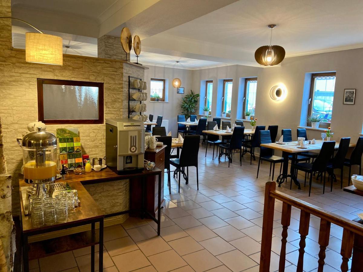 Hotel Garni Zum Rebstock Naumburg  Eksteriør billede