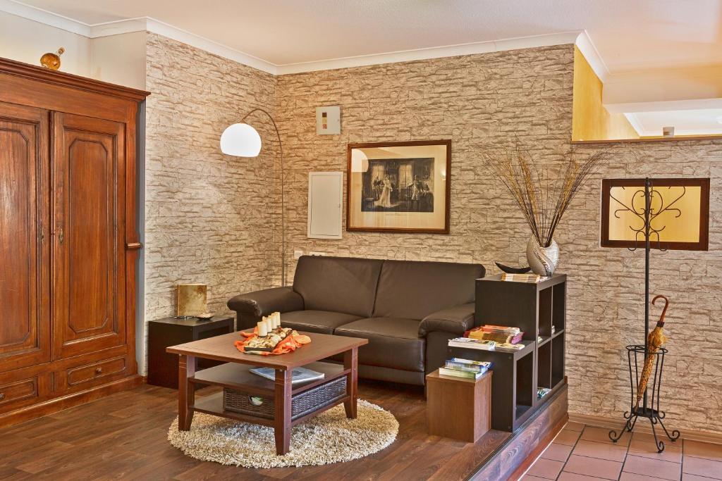 Hotel Garni Zum Rebstock Naumburg  Værelse billede