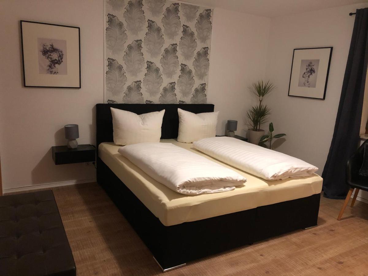 Hotel Garni Zum Rebstock Naumburg  Eksteriør billede
